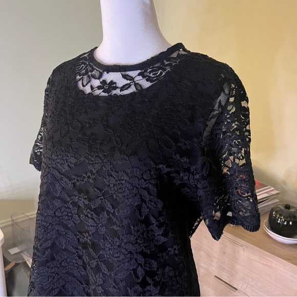 Black Lace Lined Short-Sleeve Blouse Round-Neck Modest Shirt Formal Top Sz S-M - Picture 4 of 16